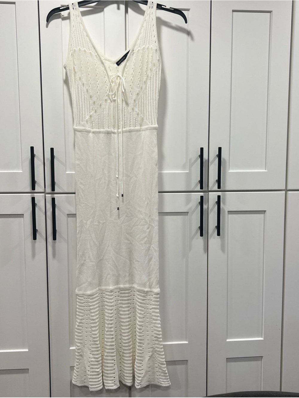 Karen Millen Crochet Bodycon Maxi Dress Medium Ivory V-neck Beach Romantic